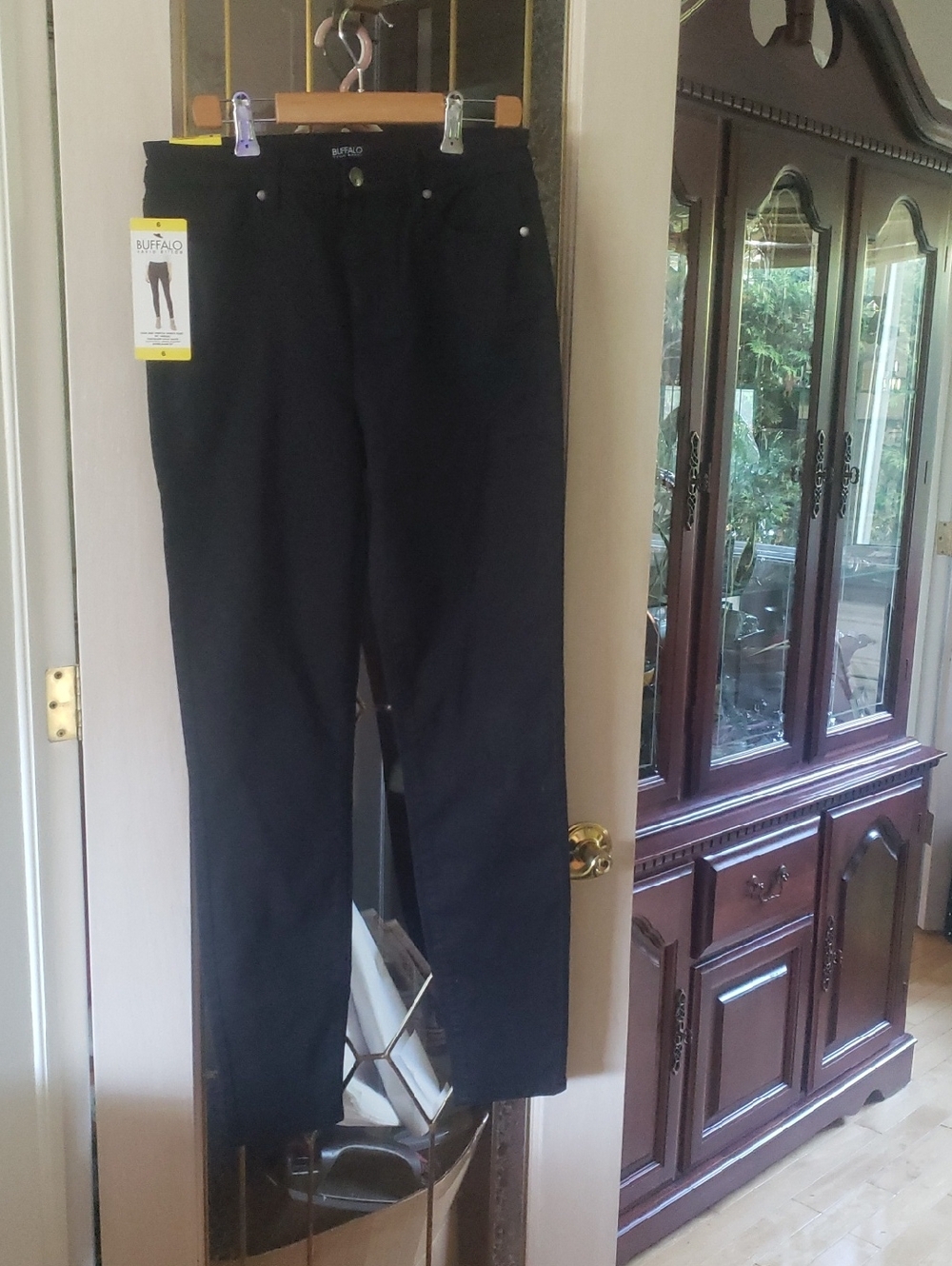 BUFFALO DAVID BITTON Daily High-Rise Stretch Skinny 29" inseam.  Size 6.